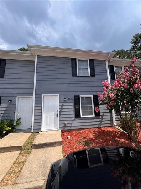 Townhouse For Sale - 2674 Evans Mill Drive<br/> Lithonia, GA 30058