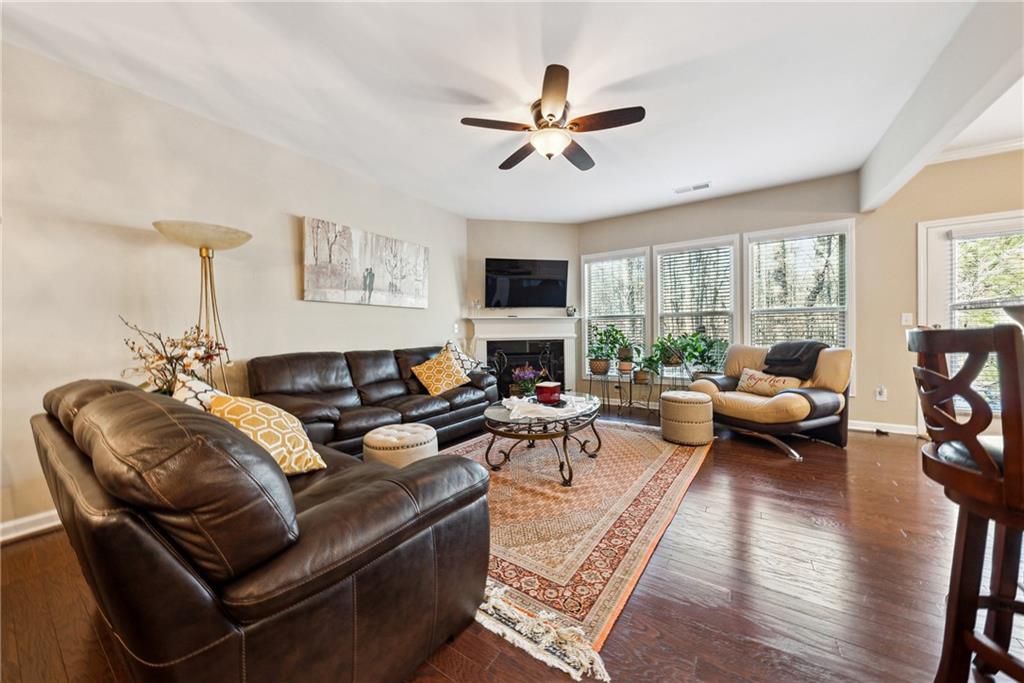 1635 Hampton Oaks Drive, Alpharetta, Georgia image 7