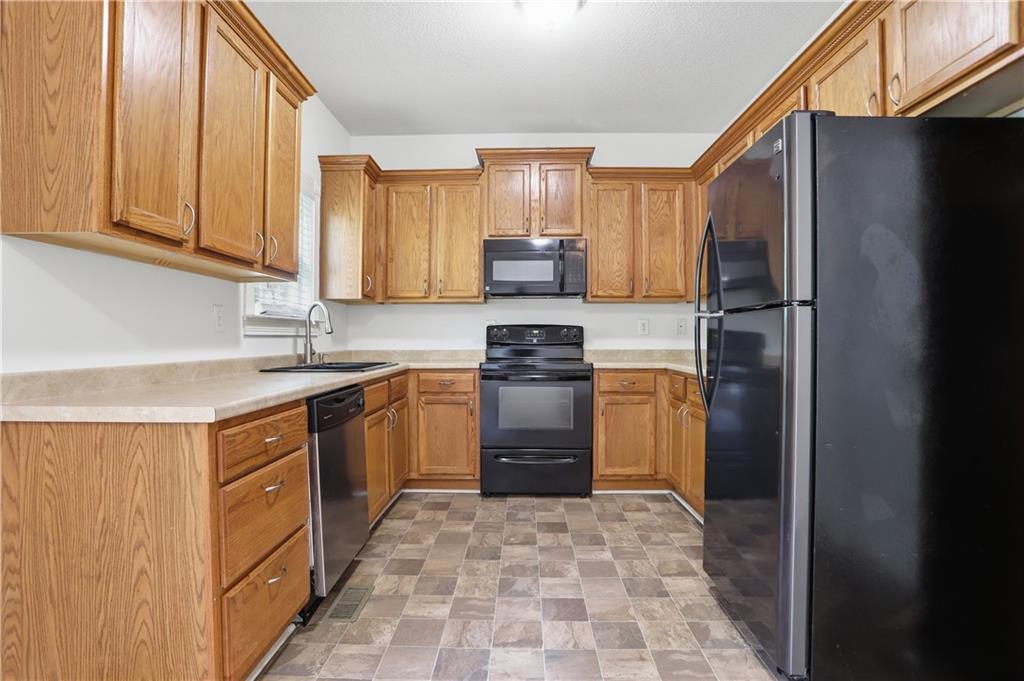 117 E Woodland Manor