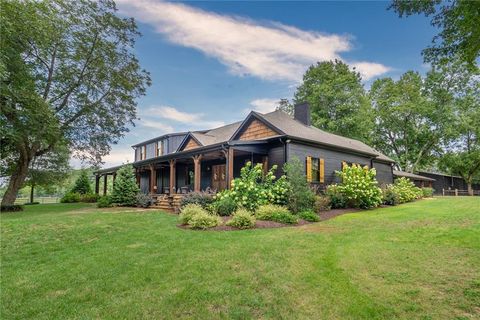 495 Double Bridges Road Winterville GA 30683