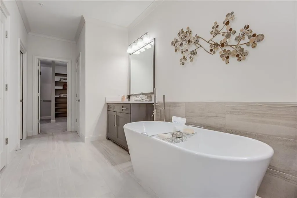 Senoia, Georgia 30276, United States, 3 Bedrooms Bedrooms, ,4 BathroomsBathrooms,Residential,Active,243903