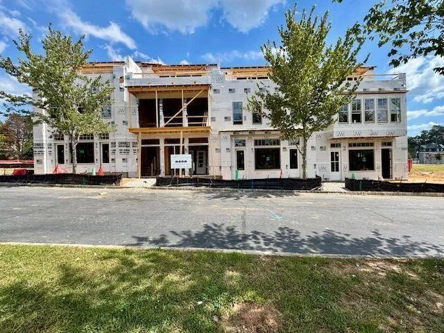 Senoia, Georgia 30276, United States, 3 Bedrooms Bedrooms, ,4 BathroomsBathrooms,Residential,Active,243903