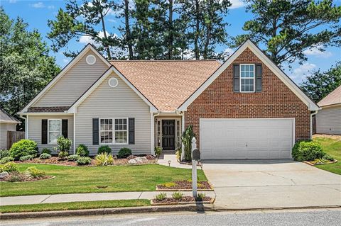 Single Family Residence in Loganville GA 4292 Beaverton Circle 1.jpg