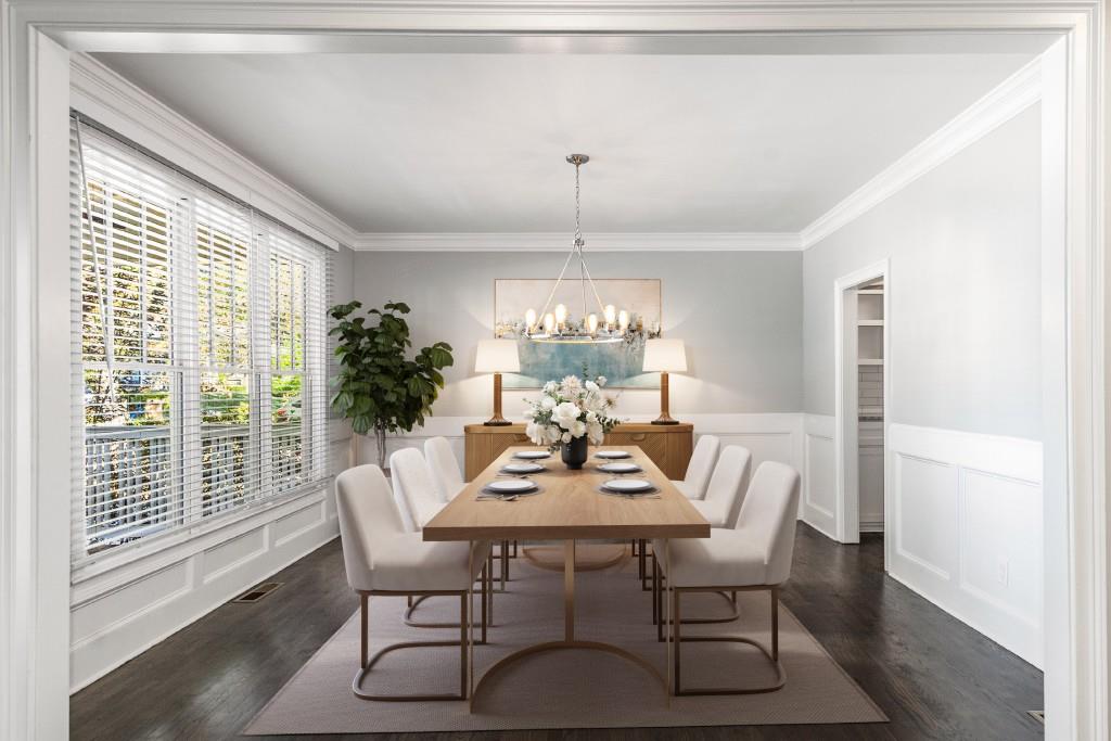 207 Mellrich Avenue NE