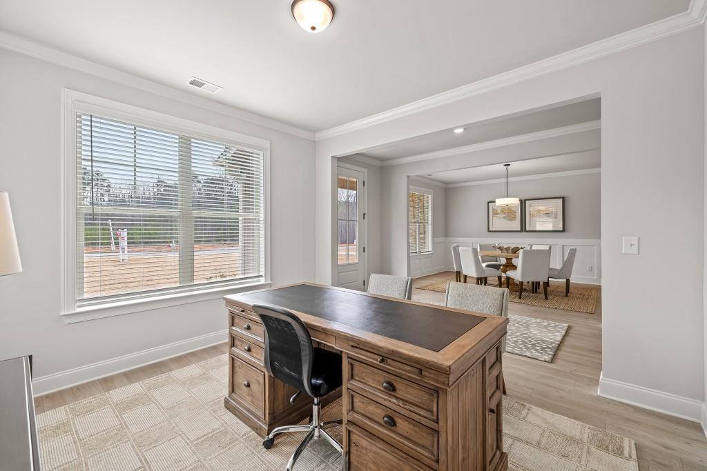 3296 Lions Ruby Lane