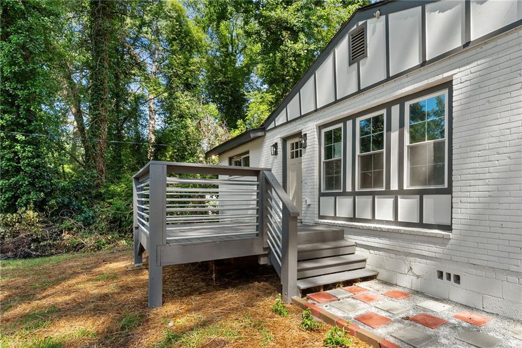 3406 Longleaf Drive