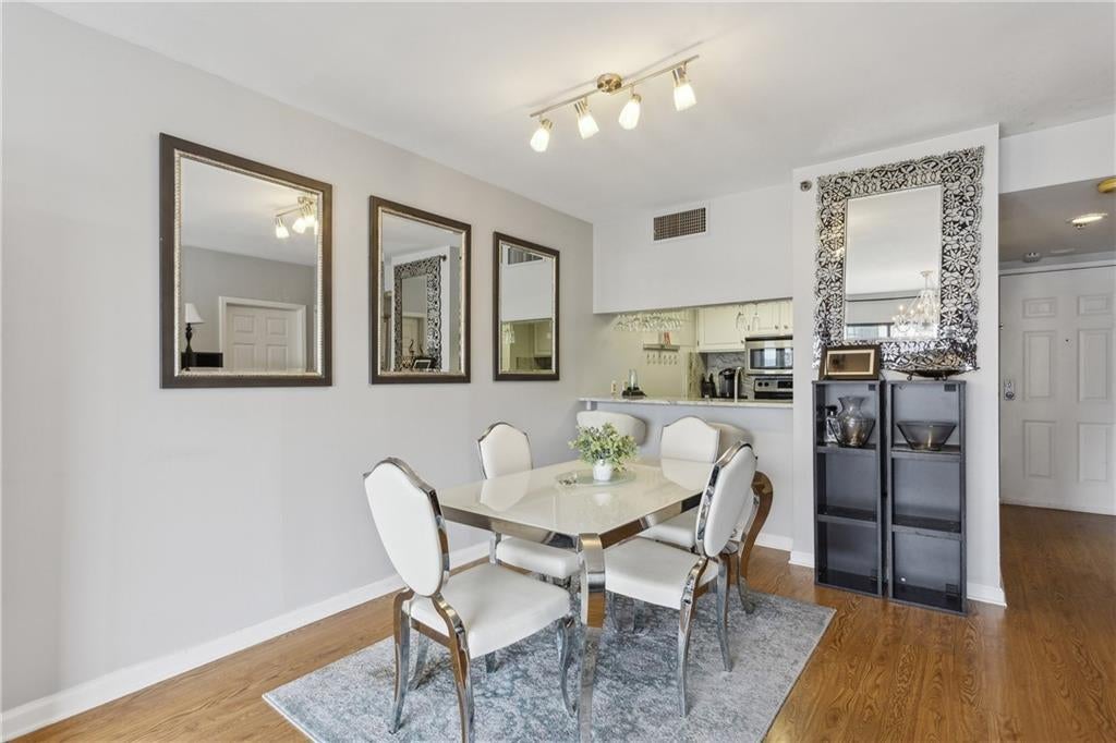 3481 Lakeside Drive NE 3004