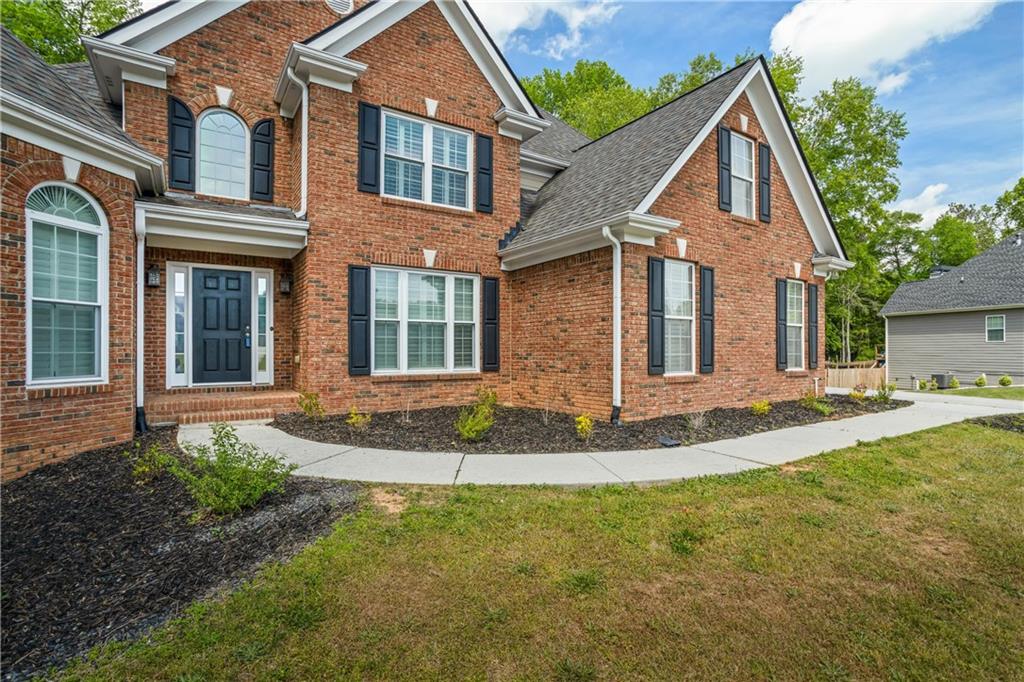 1213 Blue Springs Drive, Loganville, Georgia image 3