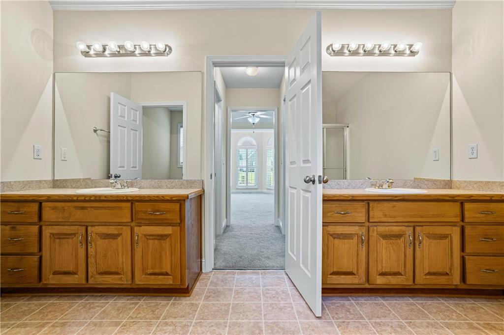 1213 Blue Springs Drive, Loganville, Georgia image 20