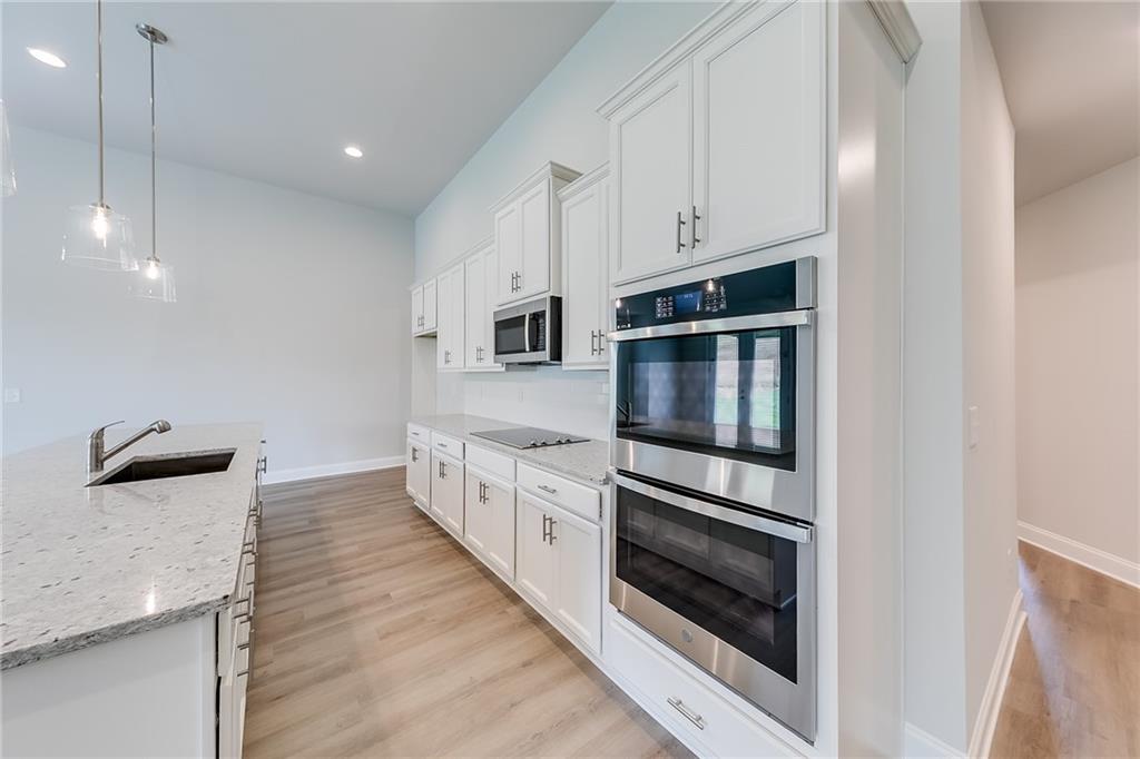 119 Swallowtail Lane