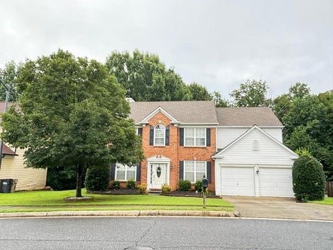 Homes For Sale - 2722 Spindletop Lane<br/> Kennesaw, GA 30144