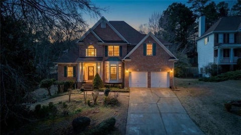 Homes For Sale - 650 River Cove Drive<br/> Gwinnett County, Dacula, GA 30019