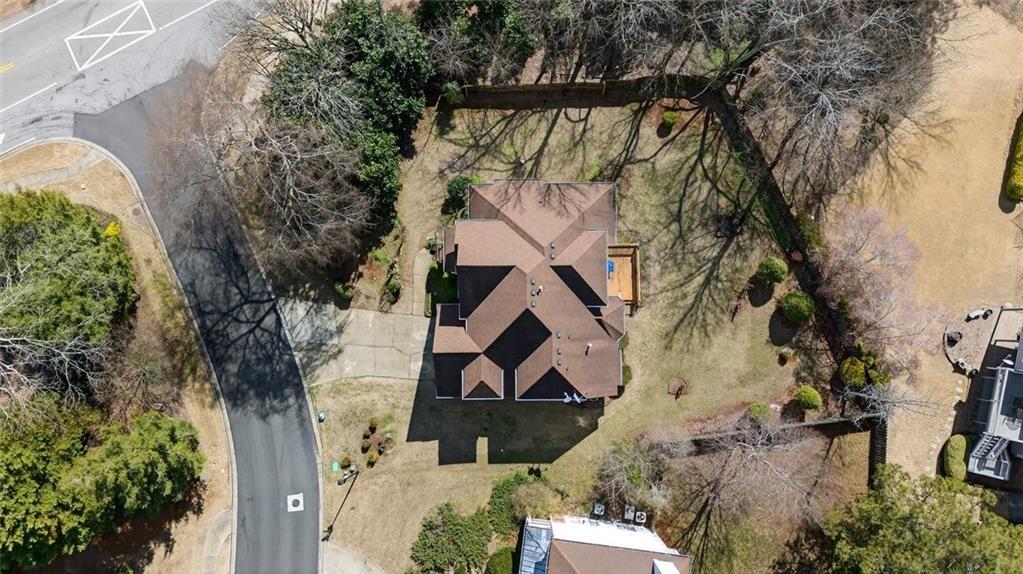 650 River Cove Drive NE