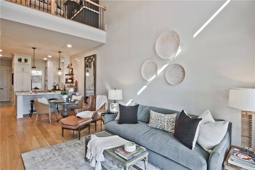 220 Creek View Lane