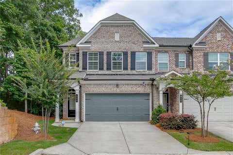 Townhouse For Sale - 802 Edwin Lane<br/> Sugar Hill, GA 30518