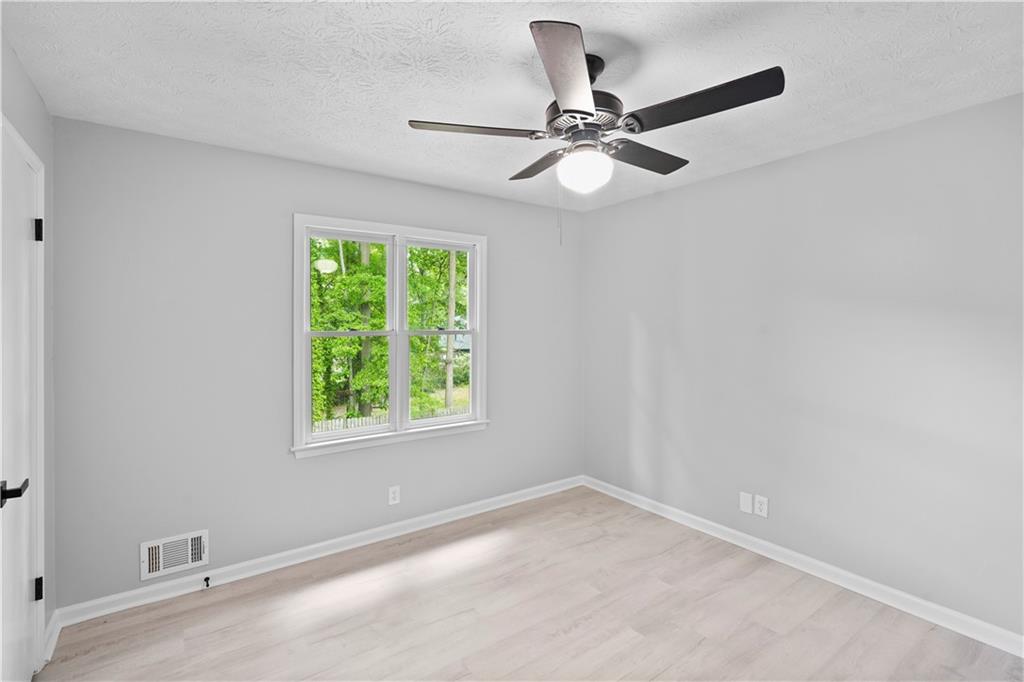 805 Wayside Drive, Lawrenceville, Georgia image 23