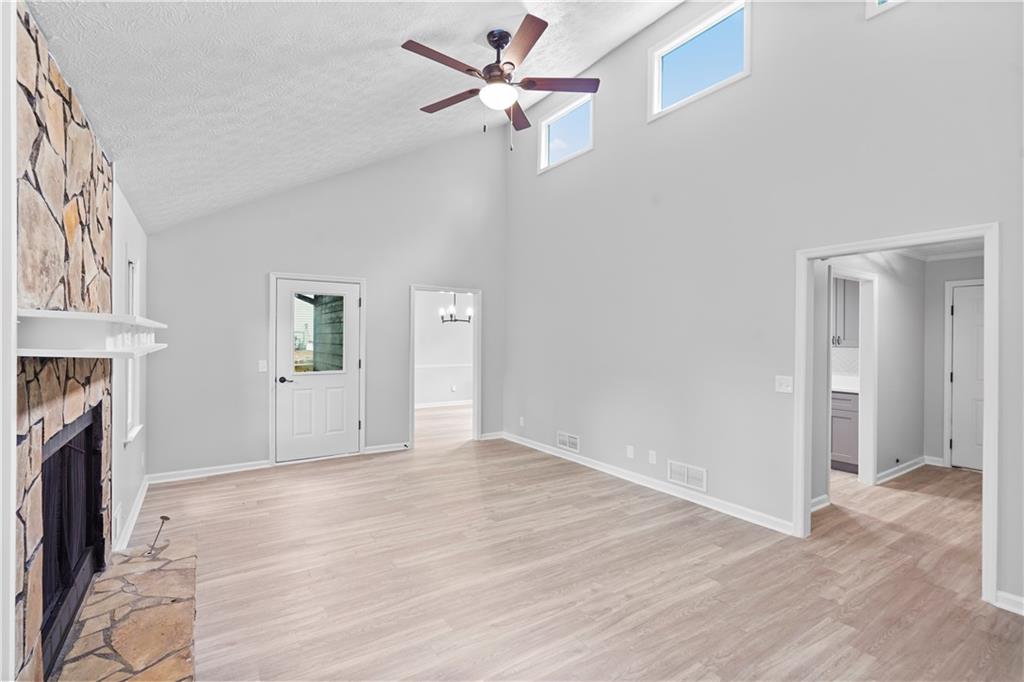805 Wayside Drive, Lawrenceville, Georgia image 17
