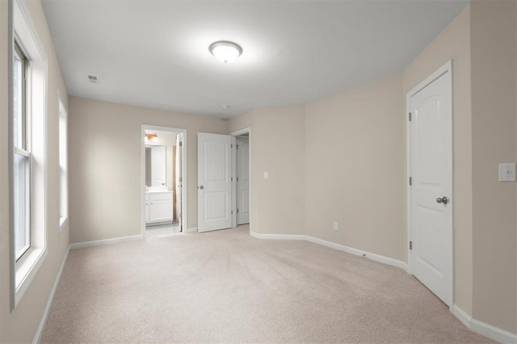 560 Northaven Avenue, Suwanee, Georgia image 34