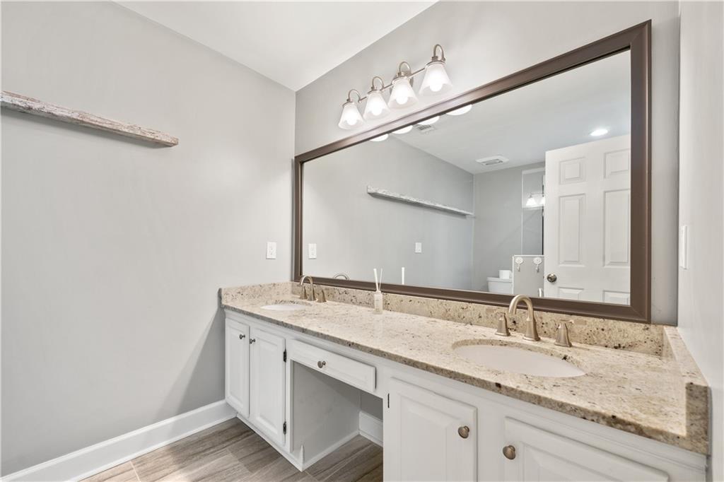 Defoors Mill - Residential