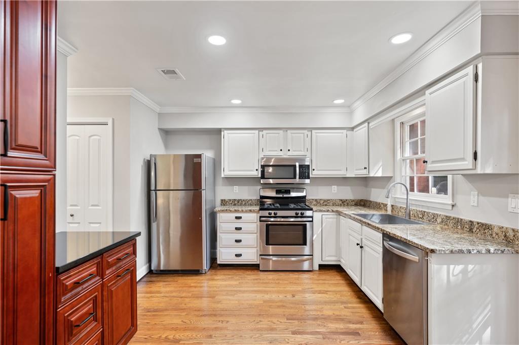 Defoors Mill - Residential