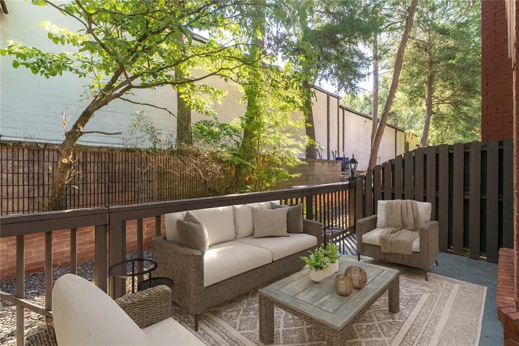 Defoors Mill - Residential