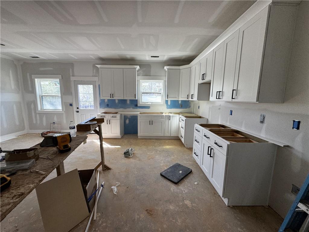 297 Wilshire Road NE