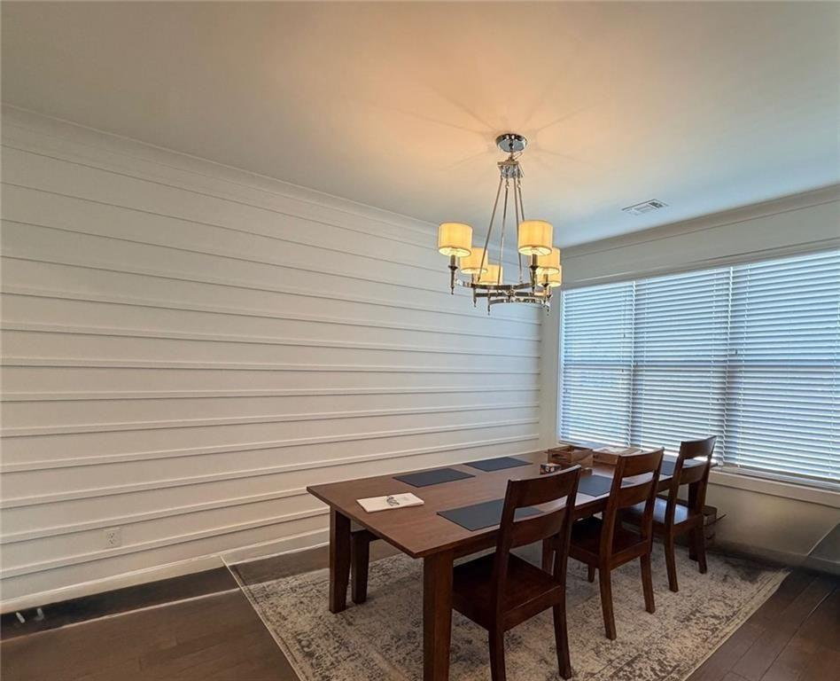 390 Maynard Terrace SE