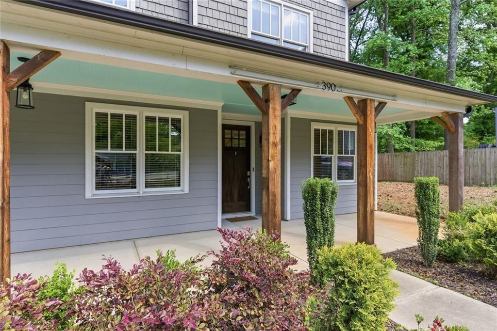 390 Maynard Terrace SE