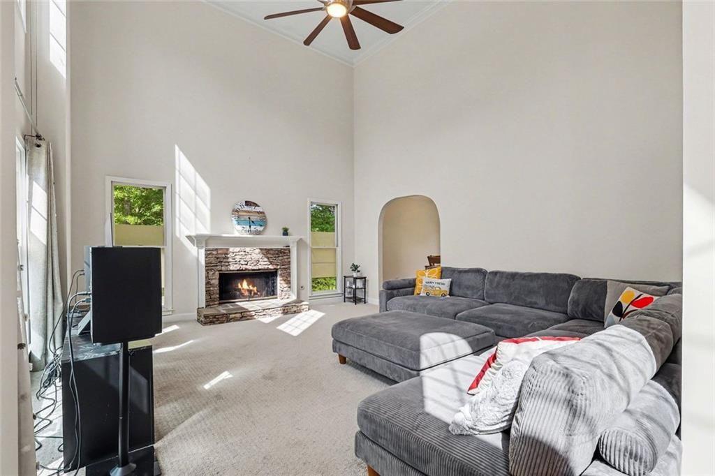 2120 Thorndale Drive SW