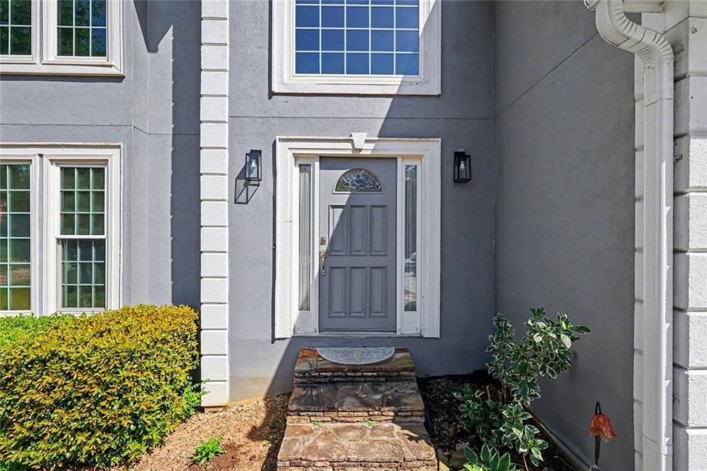 2120 Thorndale Drive SW