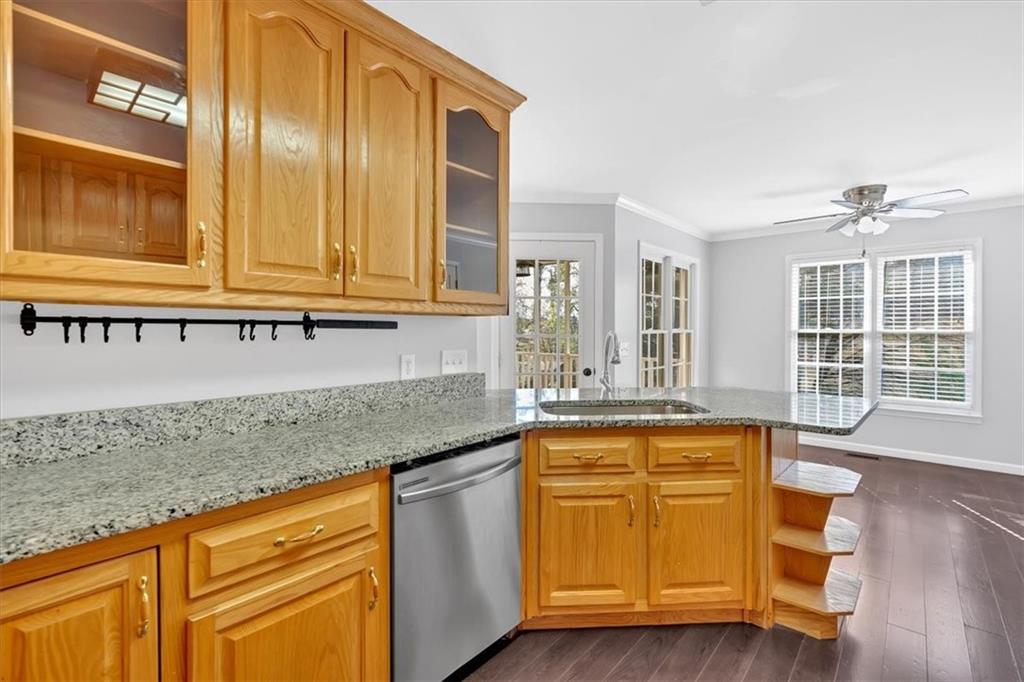 46 Centerport Drive, White, Georgia image 12