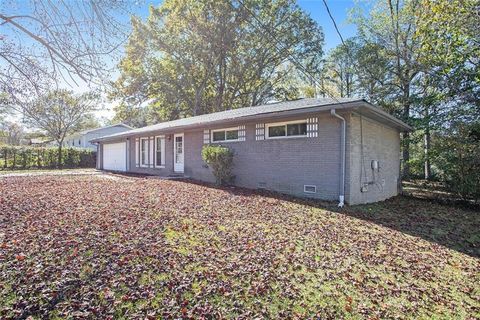 A home in Douglasville