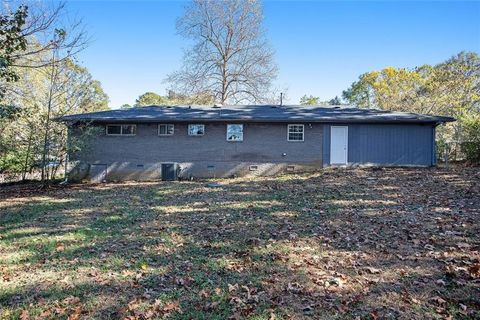 A home in Douglasville