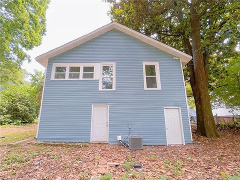 A home in Hapeville