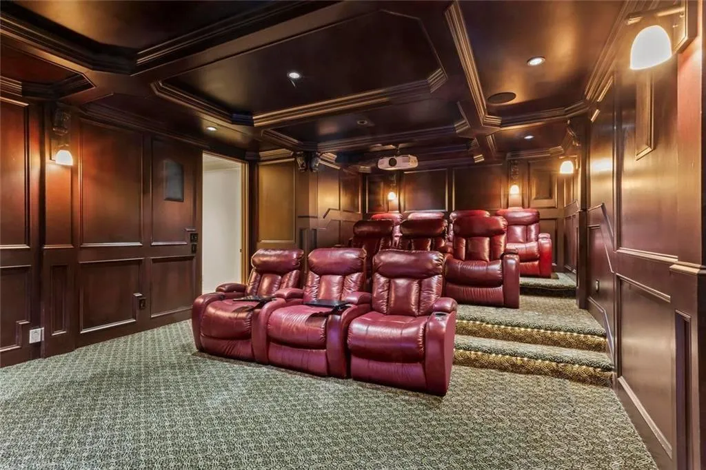 Alpharetta, Georgia 30005, United States, 6 Bedrooms Bedrooms, ,9 BathroomsBathrooms,Residential,Active,111187