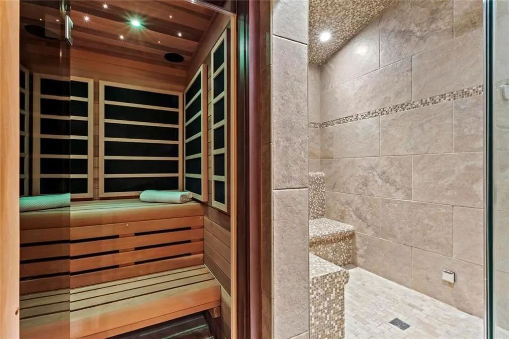 Alpharetta, Georgia 30005, United States, 6 Bedrooms Bedrooms, ,9 BathroomsBathrooms,Residential,Active,111187