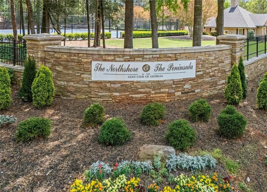 Alpharetta, Georgia 30005, United States, 6 Bedrooms Bedrooms, ,9 BathroomsBathrooms,Residential,Active,111187