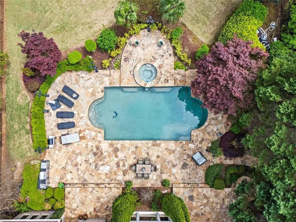 Alpharetta, Georgia 30005, United States, 6 Bedrooms Bedrooms, ,9 BathroomsBathrooms,Residential,Active,111187