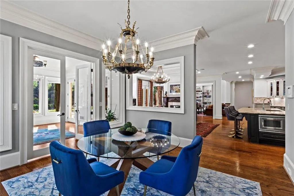 Alpharetta, Georgia 30005, United States, 6 Bedrooms Bedrooms, ,9 BathroomsBathrooms,Residential,Active,111187