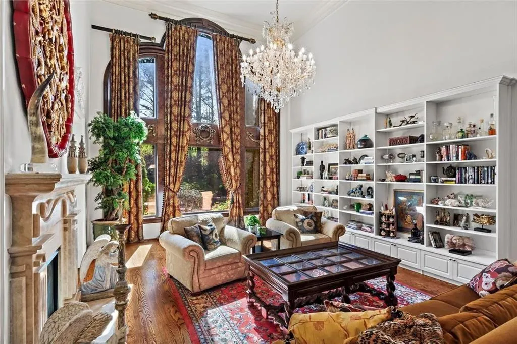 Alpharetta, Georgia 30005, United States, 6 Bedrooms Bedrooms, ,9 BathroomsBathrooms,Residential,Active,111187