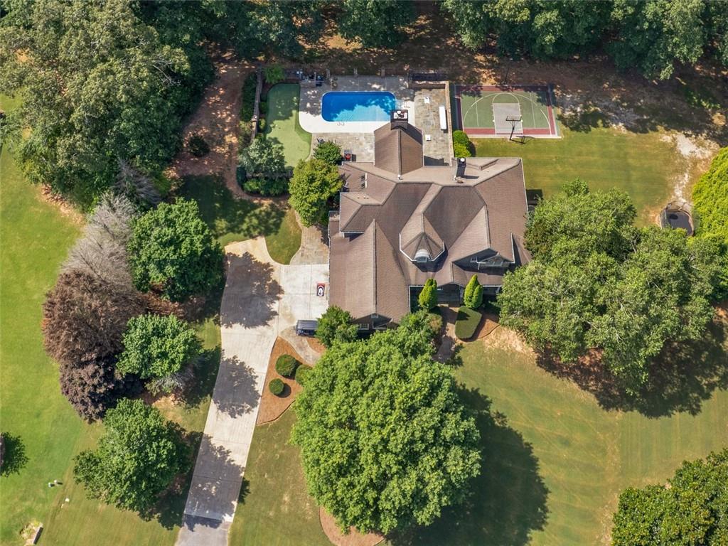 598 ELLIOTT Road