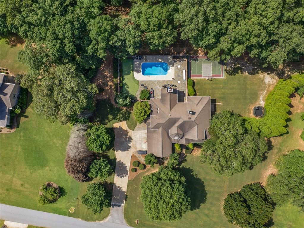 598 ELLIOTT Road