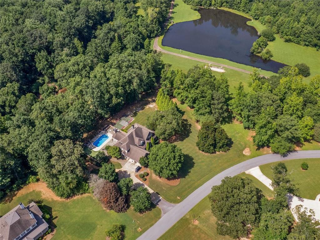 598 ELLIOTT Road