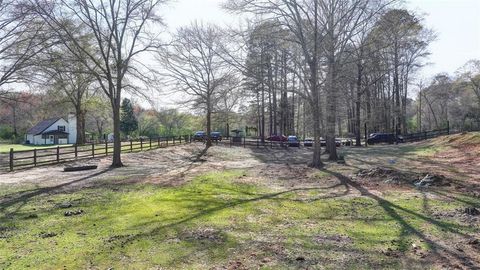 listing image 145