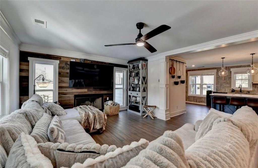 listing image 180