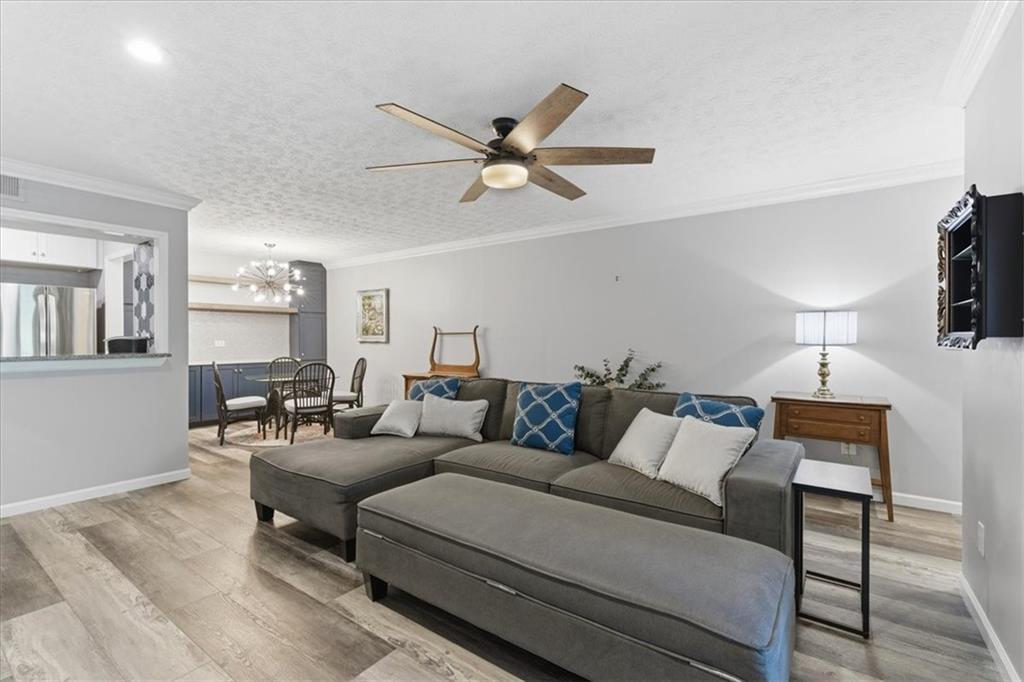 DUNWOODY COURT - Residential