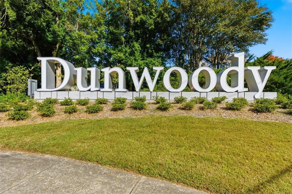 DUNWOODY COURT - Residential