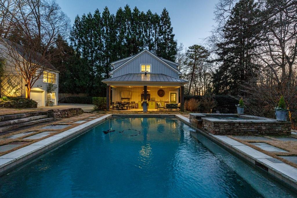 2966 Howell Mill Road NW