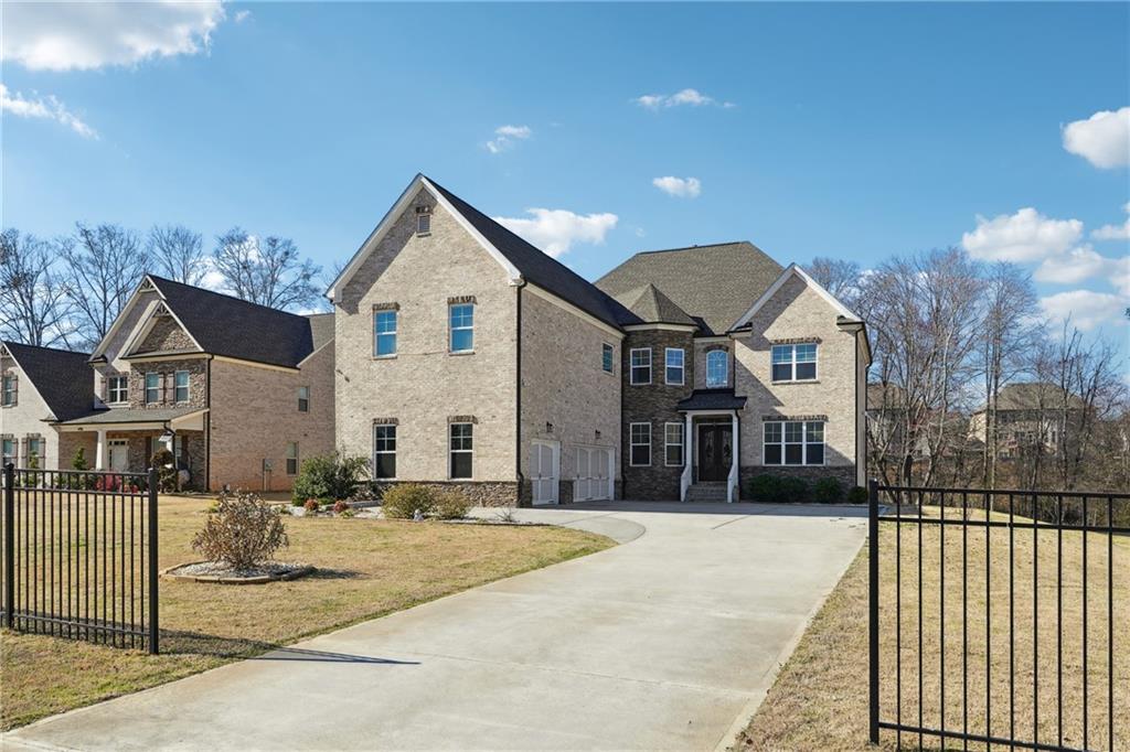 5095 Five Forks Trickum Road, Lilburn, Georgia image 2