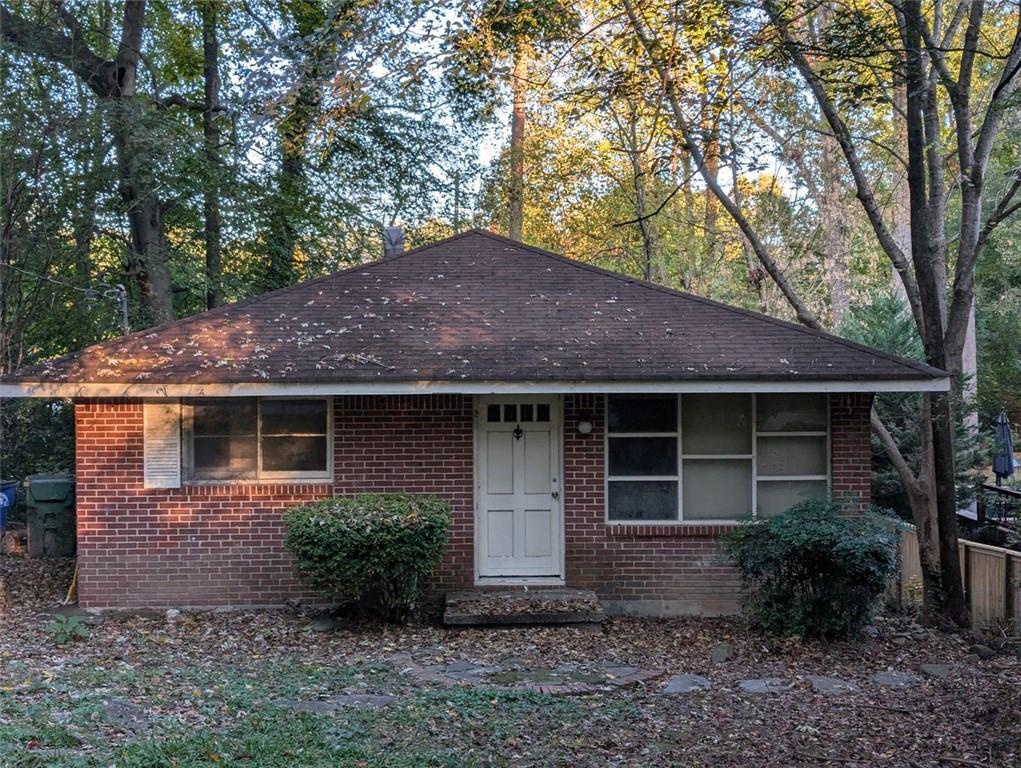 2112 ARLINGTON Avenue NE